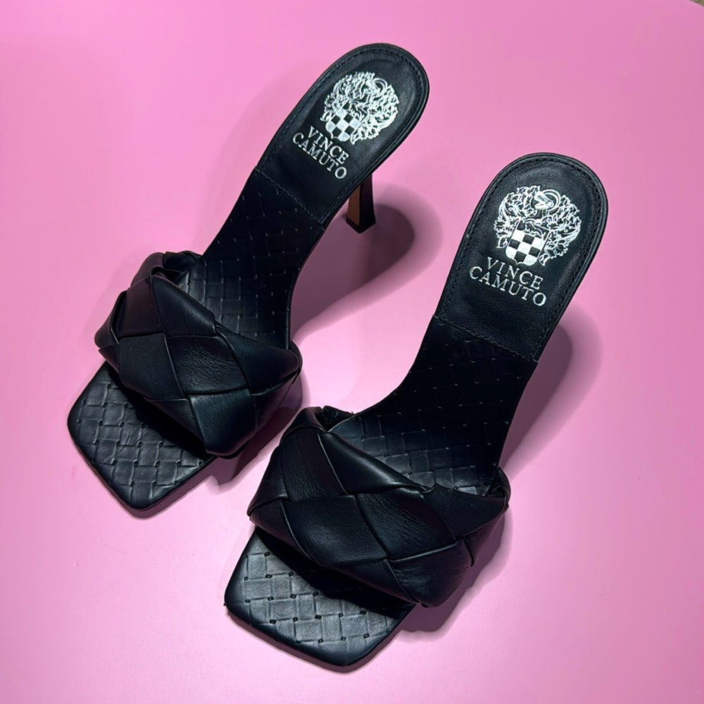 VINCE CAMUTO BRELANIE WOVEN-STRAP MULE #new #withBox